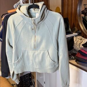 lululemon athletica Scuba oversized crop hoodie 💚💚